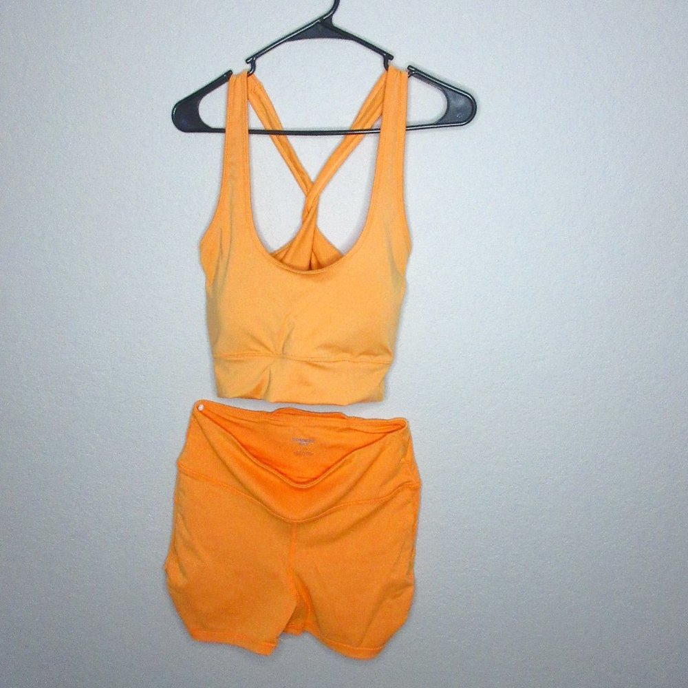 Sommer Ray Atheltic outfit